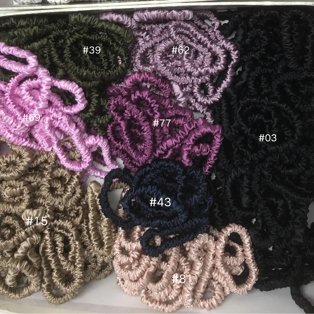 Black silk scrunchies mini - In Stock