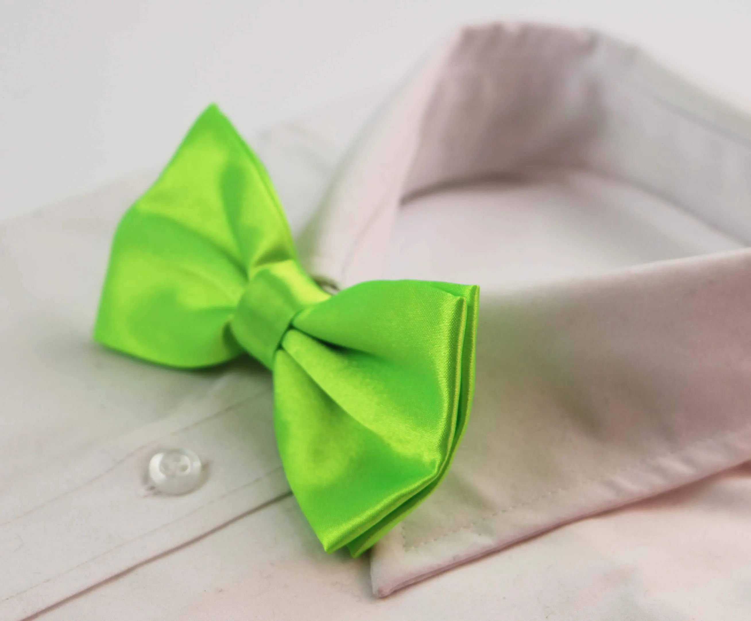 Mens Fluro Green Solid Plain Colour Bow Tie