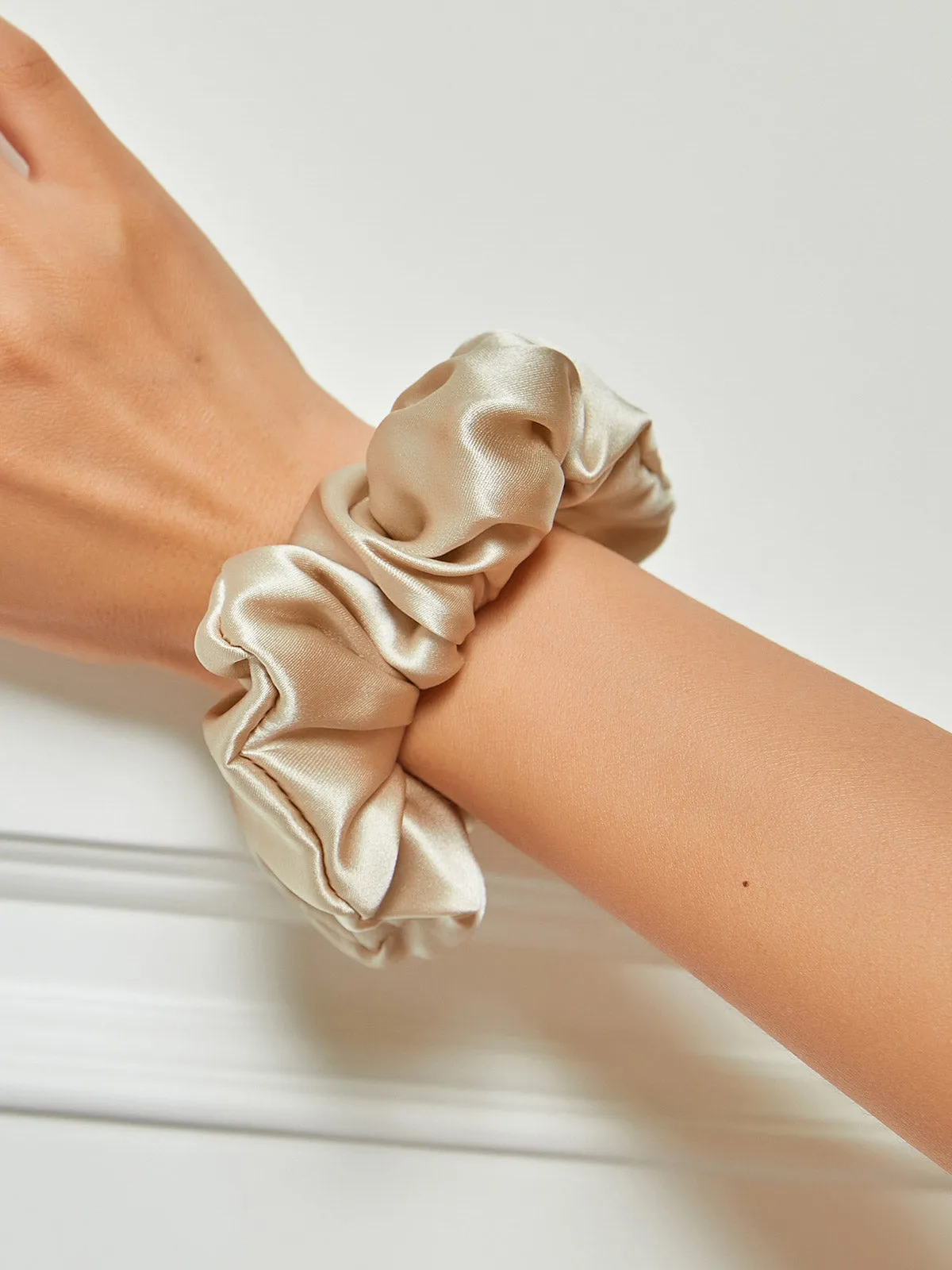 Pure Silk Midnight Scrunchies - Middle - 3.5cm