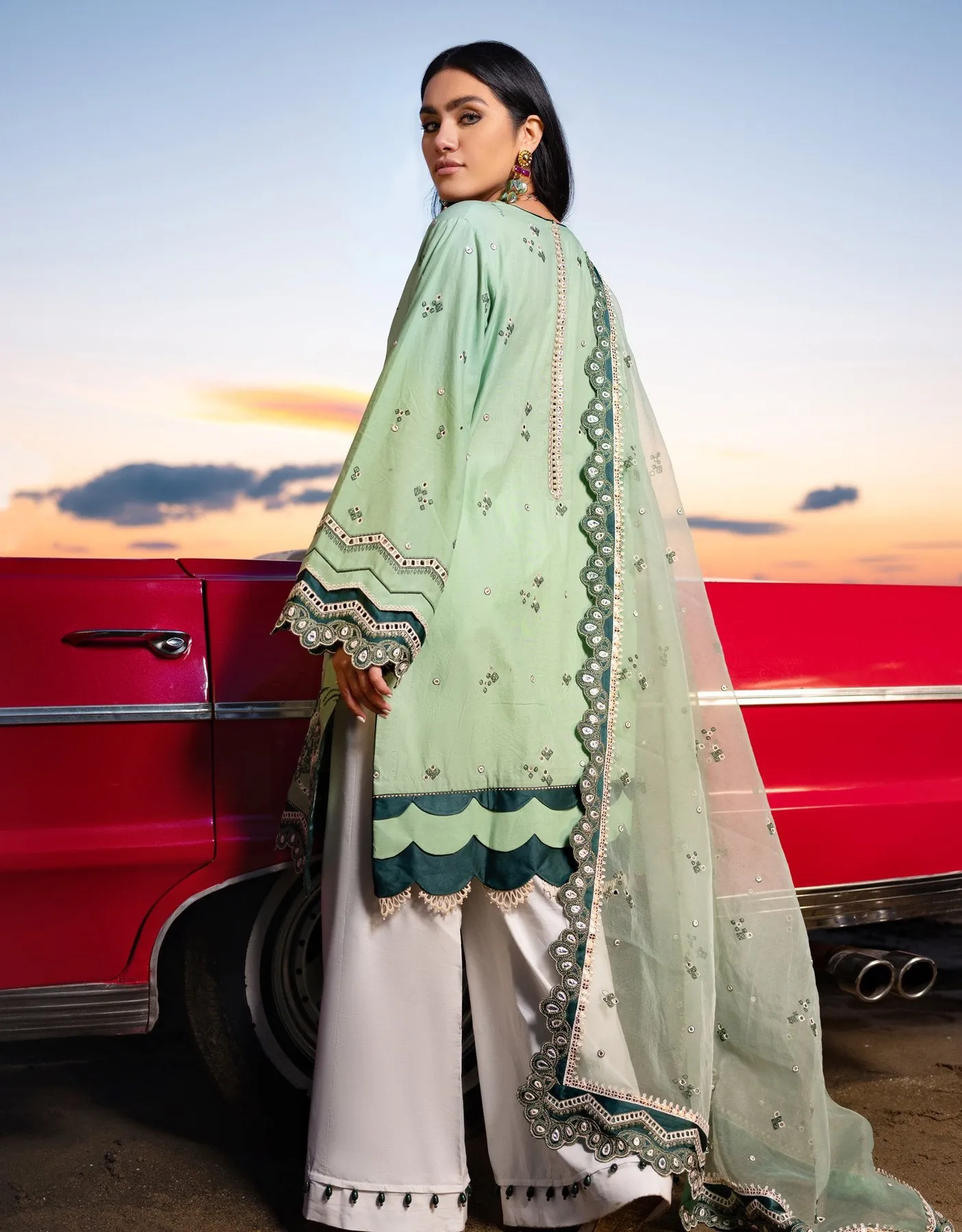 Sifa Lawn by Zunaira Raza – SL-10 B (Gul Nar)